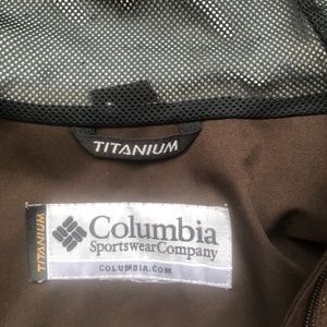 Women's waterproof coat